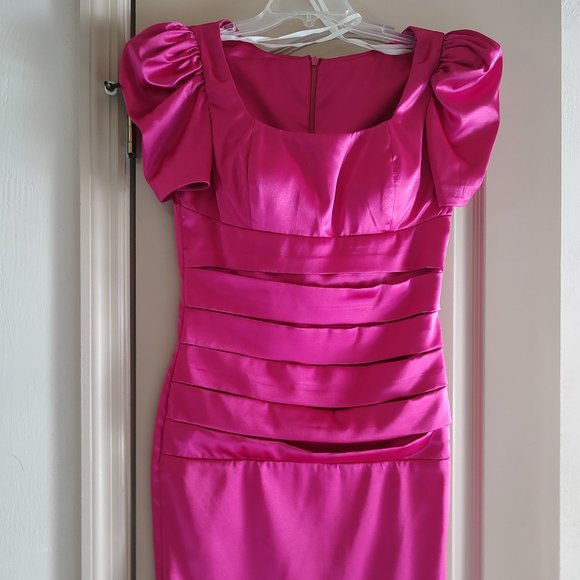 "ATRIA" COUTURE FUCHSIA DRESS (JR-XL) - Picture 1 of 4